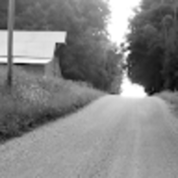 Meet your Posher, Amanda - Picture 1 of 1